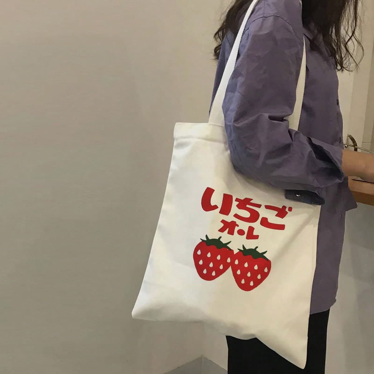 Sac Ã bandouliÃ¨re imprimÃ© Ã la mode de fraise en canevas pour femme, sac fourre-tout pour un usage dÃ©contractÃ©, shopping, travail, Ã©cole,