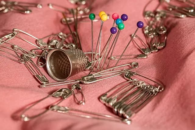 Comment transformer des vêtements : 5 techniques incontournables