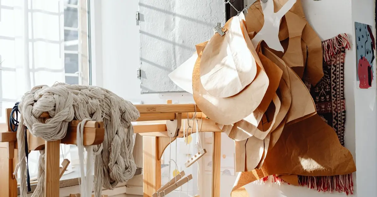Les tendances textiles à suivre pour votre Atelier de Mode