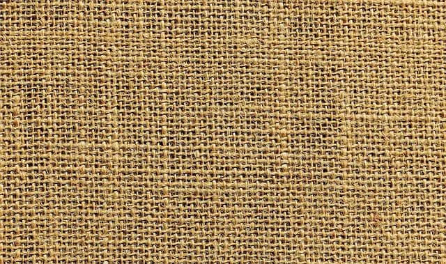 5 matériaux écoresponsables à privilégier dans votre Atelier de Mode